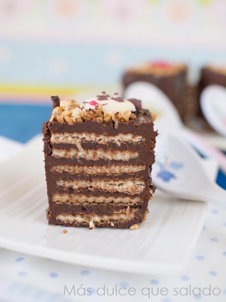 Tarta de galletas de barquillo con vainilla y ganache de chocolate