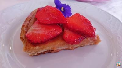Tarta de fresa con crema pastelera