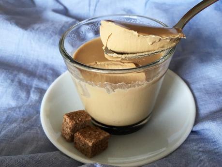 recetas delikatissen postres rápidos postres pudding postres individuales postres fáciles postres con nata postres con café Panna cotta de café 