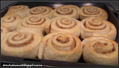 Rollos de canela (Cinnamon rolls)