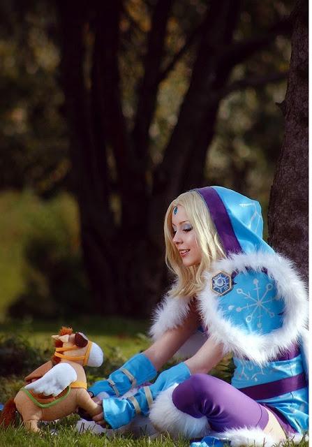 Crystal Maiden