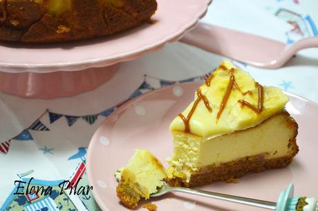 Cheesecake de chocolate blanco con plátano y dulce de leche