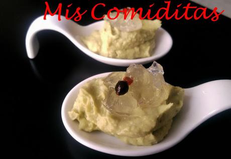 HUMMUS DE AGUACATE CON MERMELADA DE GIN-TONIC