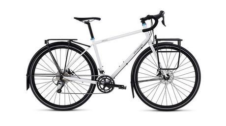 Specialized AWOL Elite, una máquina que simple vista nos deja apreciar su estilo utilitario Specialized AWOL Elite, una máquina que simple vista nos deja apreciar su estilo utilitario