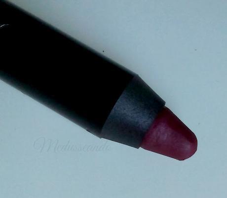 Jorge de la Garza: Lip Velvet Wine