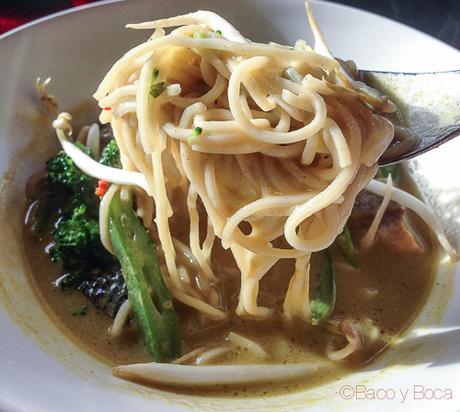 sopa thai en abrassame las arenas baco y boca