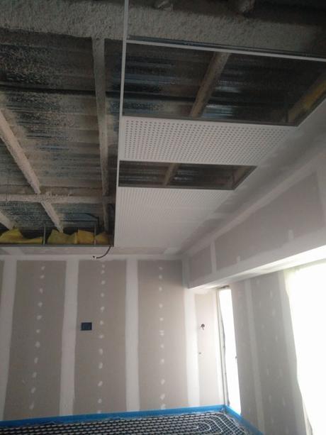 PRIMERAS IMÁGENES DEL MONTAJE DEL COLEGIO INFANTIL DISEÑADO POR A-CERO EN UN MUNICIPIO AL SUR DE MADRID