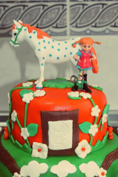TARTA PIPPI CALZASLARGAS