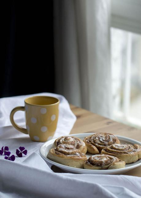 ROLLOS SUECOS DE CANELA - CINNAMON ROLLS