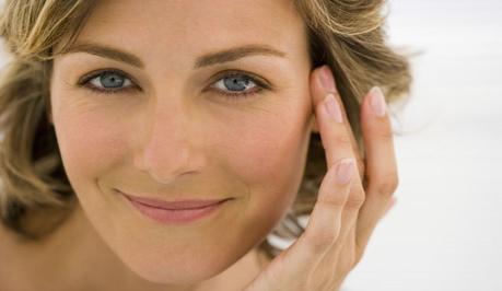 ¿Por qué limpiar la piel diariamente?