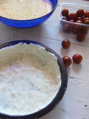 QUICHÉ CON BASE DE PAN DE MOLDE