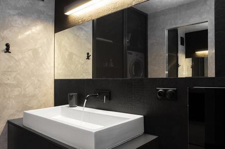 Decoración en blanco y negro en apartamento apartamento_blanco_negro_polonia_9