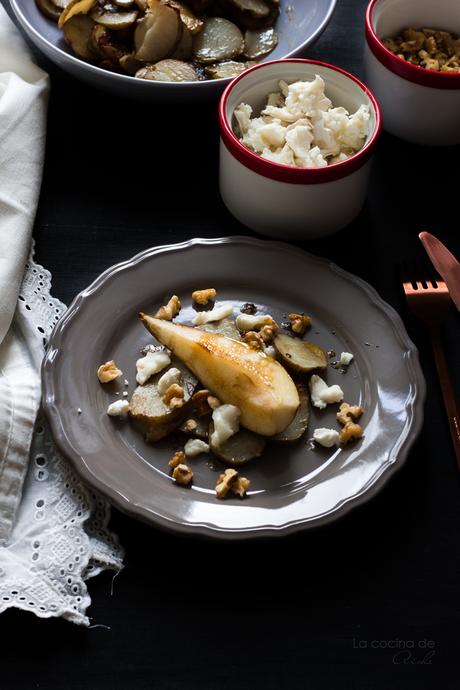 Ensalada templada de tupinambo, pera y nueces