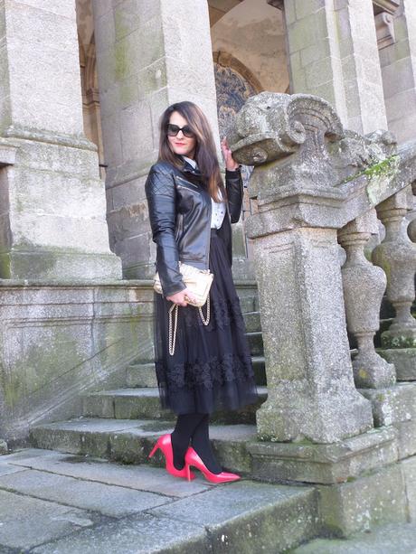 Hada skirt + Red shoes