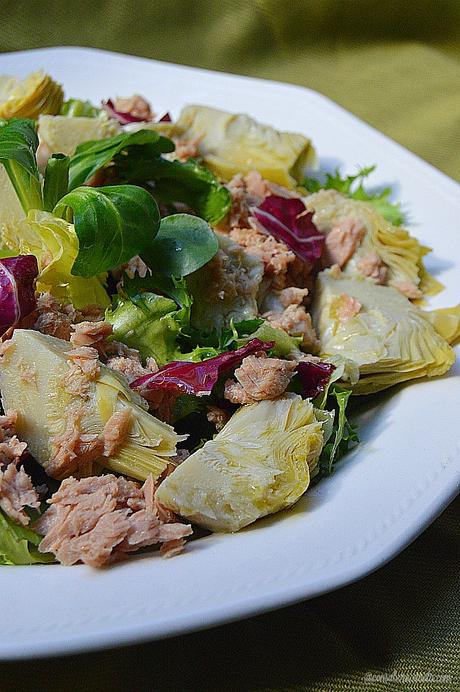Ensalada de alcachofa y atún