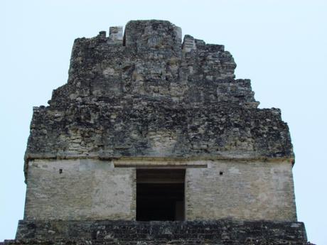 La Plaza Grande de la ciudad maya de Tikal. Guatemala