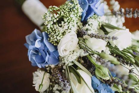 Una boda en la Costa Brava ramo novia mediterraneo www.bodasdecuento.com