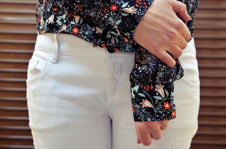 Camisa de flores y bolso rojo_Outfit_Mivestidoazul (18)