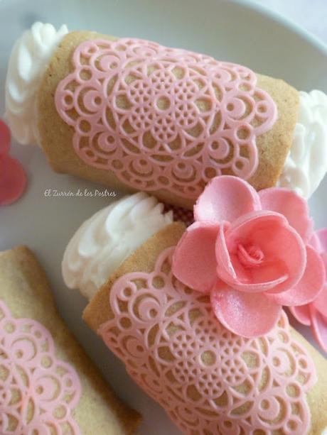 Cañas de Galleta con Encaje rellenas de Chantilly. Pascua'16 Cañas de Galleta con Encaje rellenas de Chantilly. Pascua'16