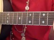 Singing 'Por verte sonreir'