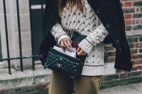 Topshop_Unique-Khaki_Trousers-VNeck_Sweater-Suede_Jacket-Bow_Shoes-Outfit-LFW-London_Fashion_Week_Fall_2016-Street_Style-41