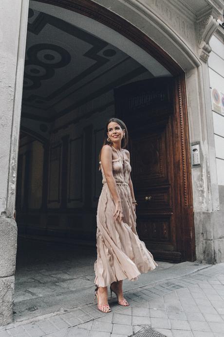 She’s Like A Rainbow Salvatore_Ferragamo-Edgardo_Osorio_for_Ferragamo_Shoes_Collection-Nude_Dress-Dot_Sandals-Outfit-Collage_Vintage-1