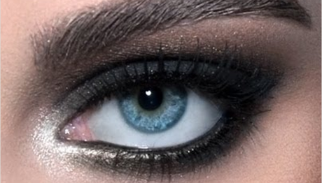 Aprende como maquillarse los ojos ahumados paso a paso