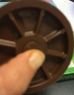 HUEVO DE PASCUA DE COLORES