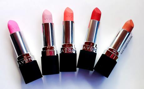 Perfectly Matte, la Barra de Labios Mate de Avon que Mantiene los Labios Hidratados