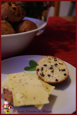 PANECILLOS DE QUARK CON PASAS