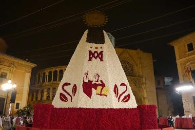 Ofrenda a la Virgen de Los Desamparados, Fallas Valencia 2016