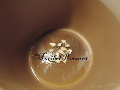 Anguriñas con gambones al ajillo.