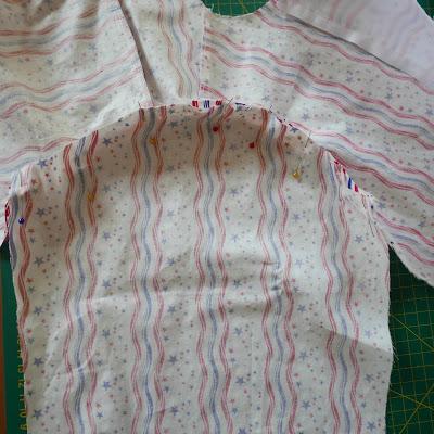 Cómo hacer una camisa de niño: Patrón gratis