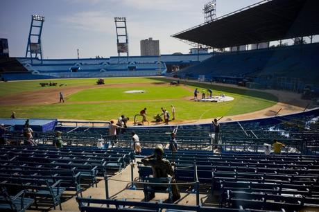 Prohibido aplaudir a Obama en el estadio