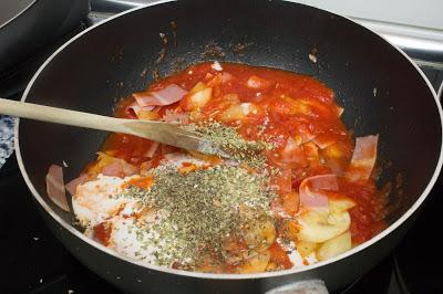 Pasta al vozka con calabacín y bacon de pavo