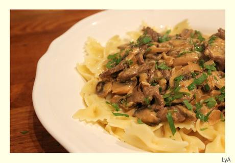 Ternera Stroganoff... para Cocinas del Mundo.