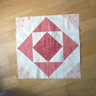 Bloque 2: Quilt half square triangle