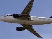 Avión Airbus A310 YR-LCA
