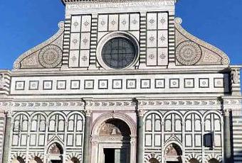La fachada solar de Santa Maria Novella en Florencia ...