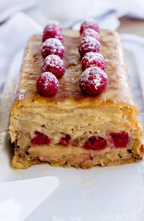 PASTEL O GÂTEAU INVISIBLE DE MANZANAS Y FRAMBUESAS