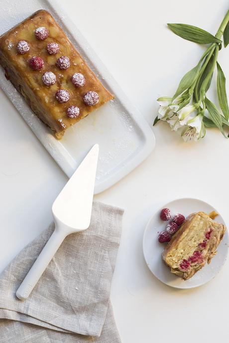 PASTEL O GÂTEAU INVISIBLE DE MANZANAS Y FRAMBUESAS