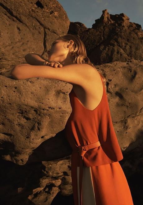 Au-Dessous Du Volcan