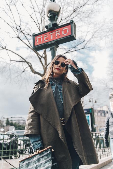 Layers-Denim_Levis-Parka-Striiped_Basket-Outfit-Celine_Boots-Street_Style-8