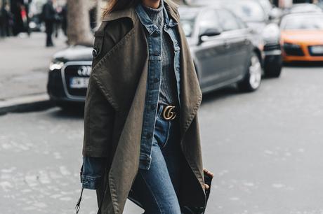 Layers-Denim_Levis-Parka-Striiped_Basket-Outfit-Celine_Boots-Street_Style-39