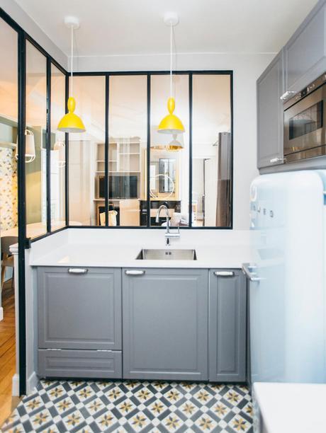 Apartamento chic en gris y amarillo Apartamento chic en gris y amarillo