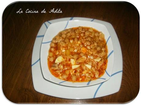 Potaje de garbanzos con arroz