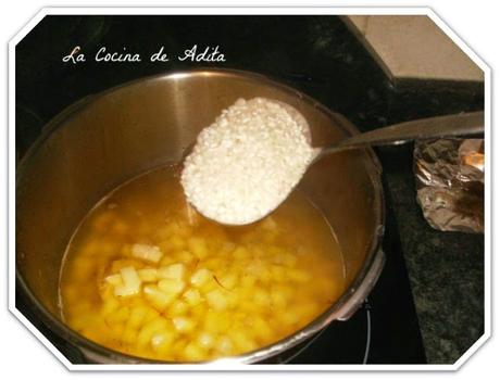 Potaje de garbanzos con arroz