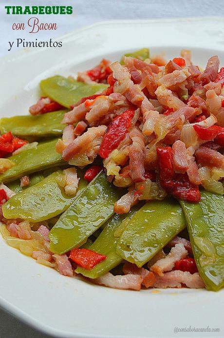 Tirabeques con bacon y pimientos