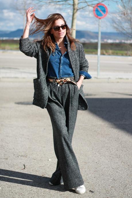 high waisted pants and sneakers