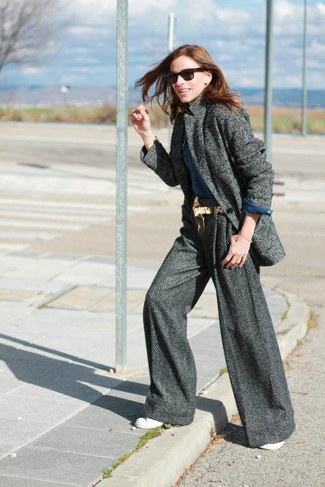 high waisted pants and sneakers